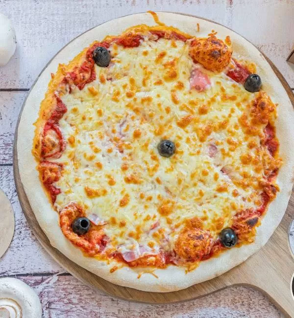 Vente de pizzas traditionnelles à emporter, Narbonne, Ceva Pizza