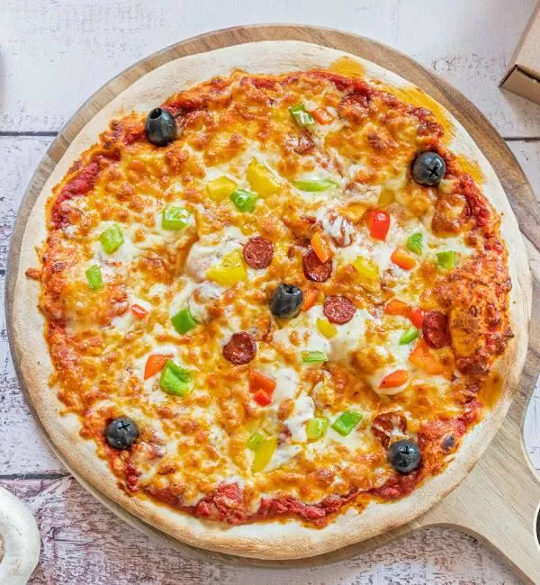 Vente de pizzas traditionnelles à emporter, Narbonne, Ceva Pizza